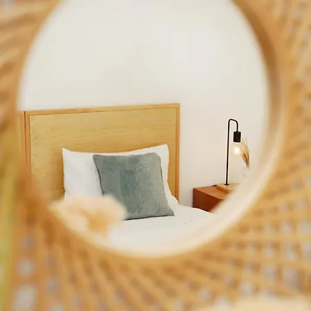 Maranorte - T2 Com Terraco A 600m Da * 몰레도