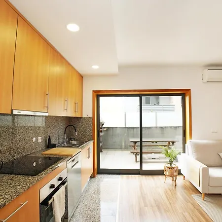 Maranorte - T2 Com Terraco A 600m Da 아파트 몰레도