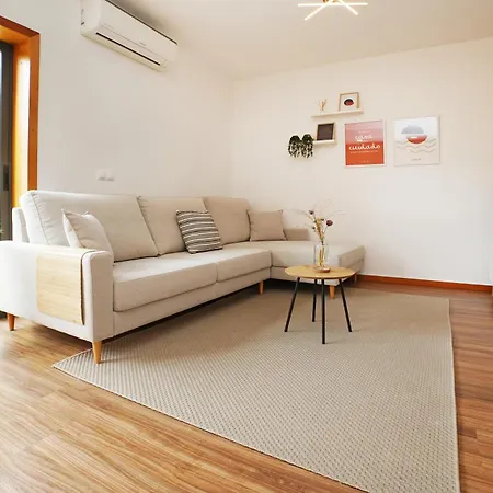 Maranorte - T2 Com Terraco A 600m Da Apartment