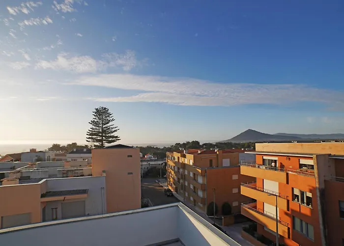 Maranorte - T2 Com Terraco A 600m Da *